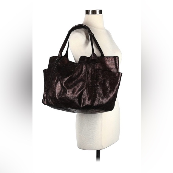 Anat Marin Metallic Leather Handbag - Picture 6 of 7